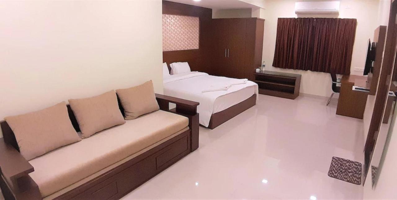 A And M Rooms And Residences Τσενάι Εξωτερικό φωτογραφία